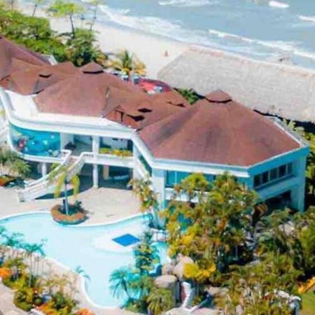 Villa De Ali In Palma Real La Ceiba Exterior foto