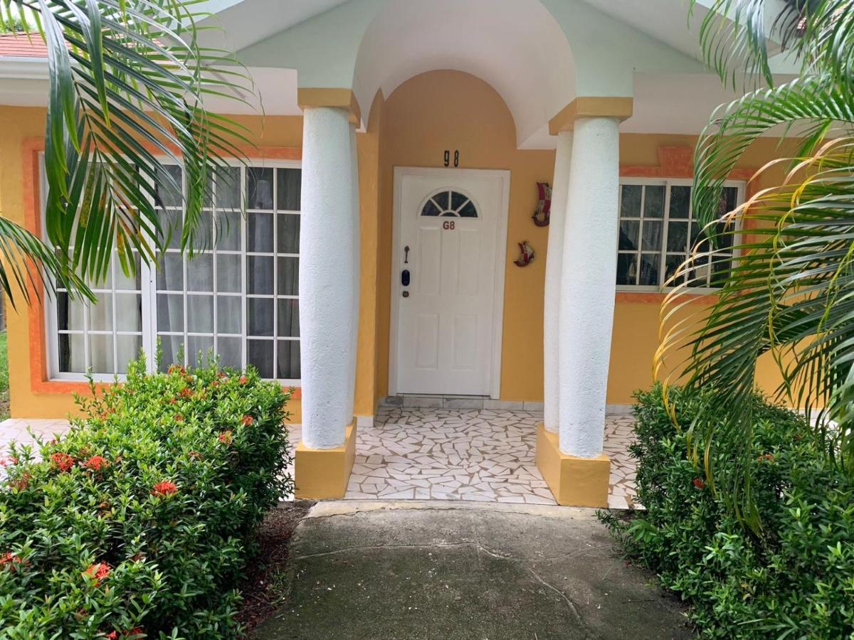 Villa De Ali In Palma Real La Ceiba Exterior foto